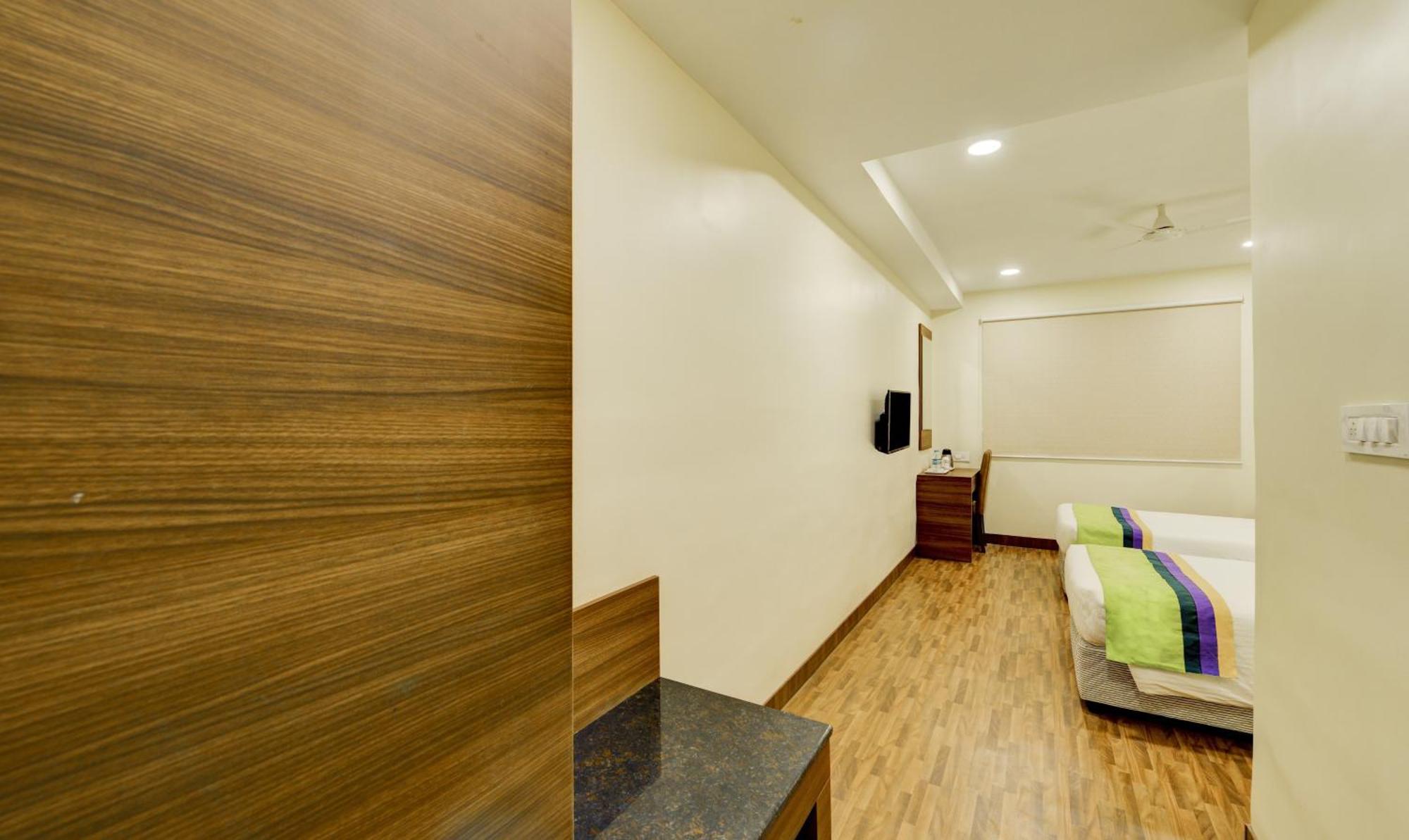 Treebo Welcome Hotel 3*